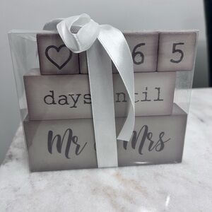 Wedding count down blocks